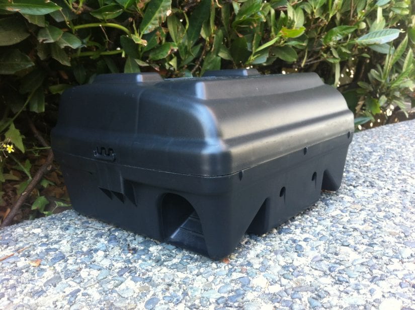 black box for rodent poison glue board traps